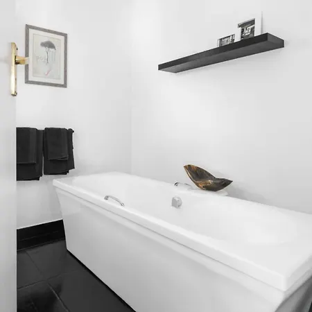 Temenos Retreat Hotel McGregor Room photo